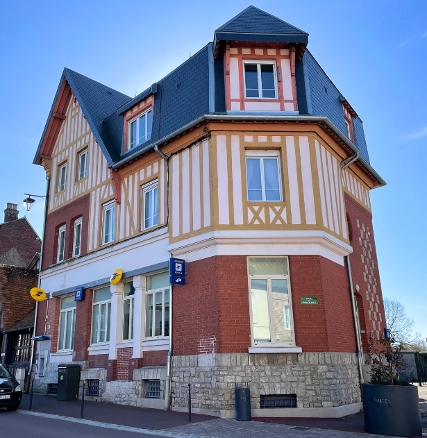 Devanture La Poste Immobilier
