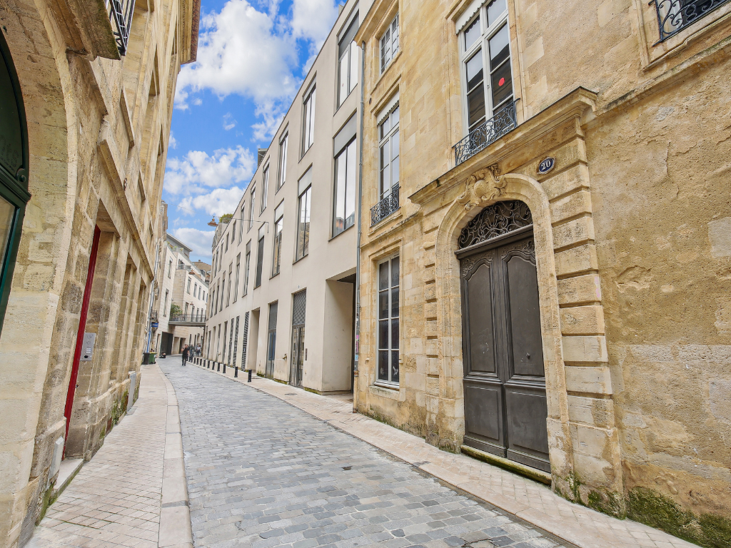 18 appartements libres & occupés – Bordeaux centre